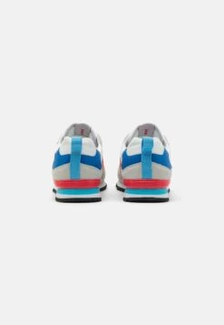 Hummel Monaco 86 Unisex - Sneakers Laag - White/Red/Blue -Hummel Verkoopwinkel 02a315f5acaa4042863f62d6ae3e12ef