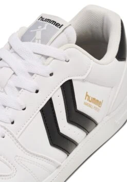 Hummel Perfekt - Sneakers Laag - White/Black 14 Hummel Perfekt - Sneakers Laag - White/Black -Hummel Verkoopwinkel 2f4190d54cbe4a9eb2cefb760e6381f2