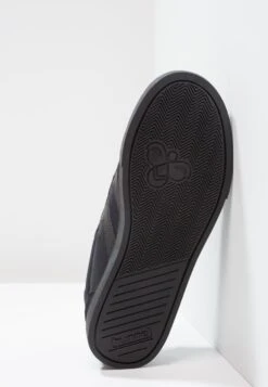 Hummel Slimmer Stadil Tonal Low - Sneakers Laag - Black -Hummel Verkoopwinkel 4c0013fd57534f42ab47dab6ac0861cc