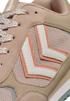 Hummel Fallon - Sneakers Laag - Simply Taupe 13 Hummel Fallon - Sneakers Laag - Simply Taupe -Hummel Verkoopwinkel 6a5b835706c34aa7b5560ab20b69a4a6