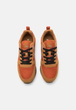 Hummel Monaco 86 Unisex - Sneakers Laag - Brown -Hummel Verkoopwinkel 6f0ec9601be74483a4b075c798d07470