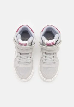 Hummel Slimmer Stadil Jr Unisex- Sneakers Hoog - Lunar Rock -Hummel Verkoopwinkel 88257bd5e7d9416d8f27e48a3682d9a1