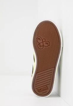 Hummel Stadil 3.0 - Instappers - Black/White -Hummel Verkoopwinkel a37a1deeba194ede9c5f56e85df47879