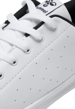 Hummel Busan - Sneakers Laag - White Black -Hummel Verkoopwinkel f4fc4fdd70074c6f98cff10b6edb6812
